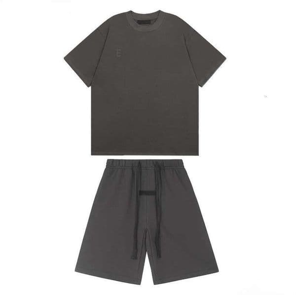 Essential Shorts Designer Mens Essentials Tracksuits Trendy Graphic Tee Cotton Round Neck Letter Print 1977 Shorts Y2k Womens T Shirt High Street Mens 2 Piece Set 949