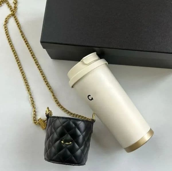 Designer Water Bottle Stylish Water Bottle Sparkling Diamond Insulated Car Cup with Straps and Bags Art Pattern Printed Mixed Drink Portable Cup