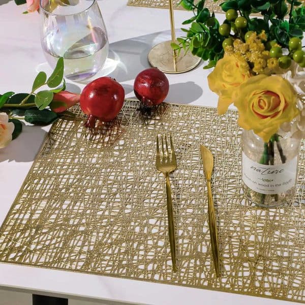 Hot Sale Set of 8 Rectangular Hollow Out Design Placemats PVC Vinyl Pressed Heat-resistant Table Mats Home Use Placemat J260609