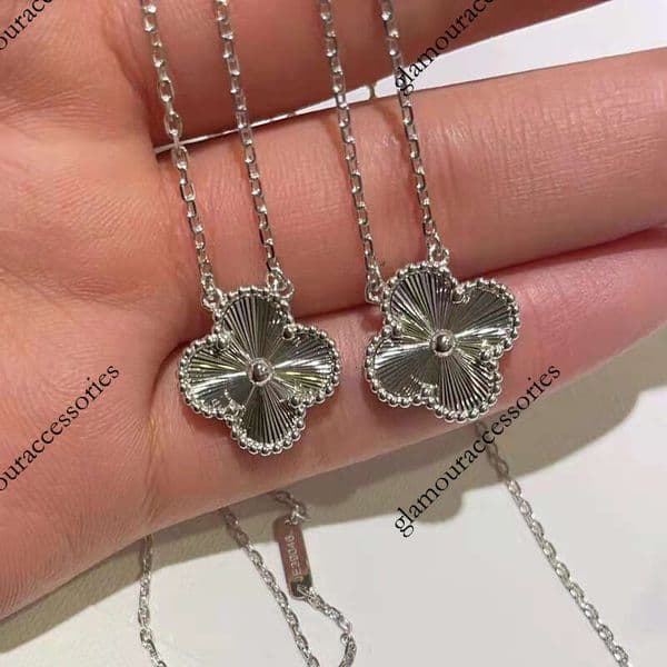 Designer Vanty Cleeff Necklace Jewelry Lucky four leaf clover laser necklace with diamond encrusted pendant gold plated collarbone chain