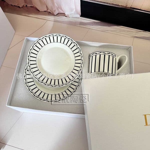 coffee D-brand china striped bone cup and saucer set European-style home use couples breakfast milk cup afternoon tea gift Y260609