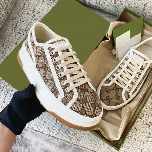 Designer Women Casual Shoes Italy low-cut 1977 high top Letter High-quality Sneaker Beige Ebony Canvas Tennis Shoe Fabric Trims
