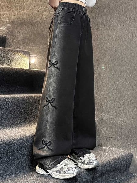 Y2K Girls Straight Leg Jeans Street Style Bowknot Embroidery Fashionable Loose Black Jeans Full Elastic Waistband M260609