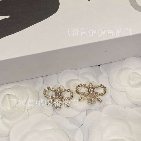 designer channels earrings 23B pink crystal super-fairy bow earrings niche design light elegant ear studs channeled cc earring