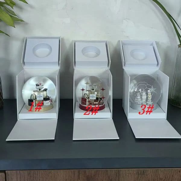Luxury Designer Decor C Classics Camellia Snow Globe No.5 Perfume Bottle Inside Red Letters Crystal Ball With Gift gift set Box Decoration For Home 11 1