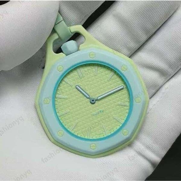 New Quartz Pocket Watch Designer Best-selling Cross-border Oak Octagonal Hanging Watch Simple And Stylish Women's Watch