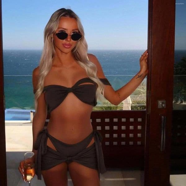 Women's Swimwear 2 Piece Swimsuits Sexy Off Shoulder Bandeau Tops Ruched Tie Side Skirts Front Knot Cutout Beach Party Two Sets