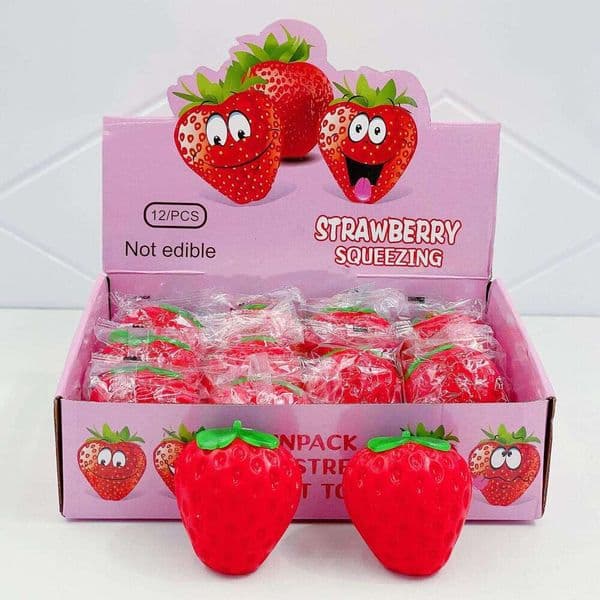 Simulation Fruit Strawberry Squeeze TPR Stress Relief Pressure Release Ball Novelty Compression Toys Wholesale