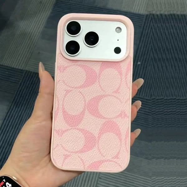 Designer Phone Case 17 Pro Max Golden Badge Luxury iPhone Case with for iPhone 16 ProMax Cases 15 14 13 12 11 Plus Cell Phone Cases Leather Mobile Cover