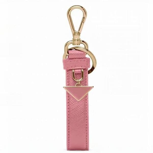 Top Designer Keychains Fashion bag charm Luxury Brands Key chains Black Leather Keychains Car key holder accessories thumbnail 2