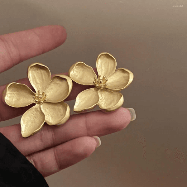 Stud Earrings 2026 Gold Color Matte Texture Metal Flower Retro For Women Girls Sweet Fashion Party Jewelry Gifts