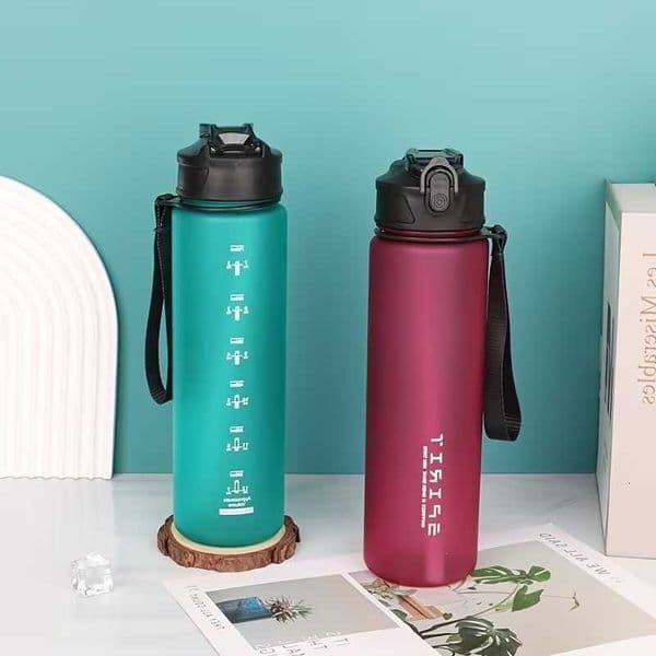 Frosted Sports Water Bottle 750ml Minimalist Design with Carry Rope for Outdoor Gym School Portable HydrationR260612