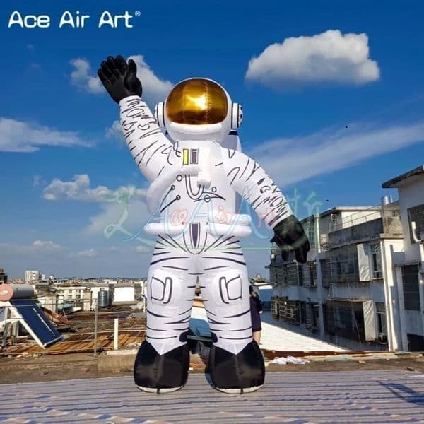 Free delivery Outdoor Giant Inflatable Spaceman Inflatable Astronaut Character Model with Air Blower for Advertising