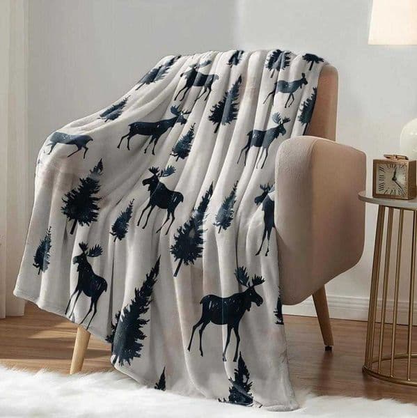 Throw 1PC Reindeer cedar Animals arts pattern Flannel Blanket Thin Throw Soft Warm Blankets Festival Gifts for family friends D260612
