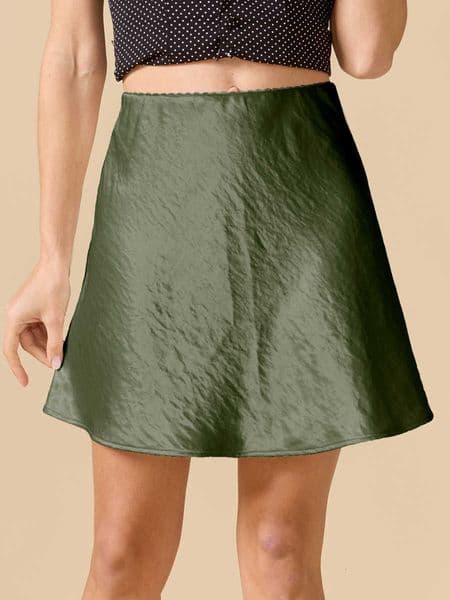 Trim Chic Modern Premium Lace Satin Midi Skirt Textured Gathered Elastic Comfortable Short Skirt Minimalist Fashion Mini Skirt M260612