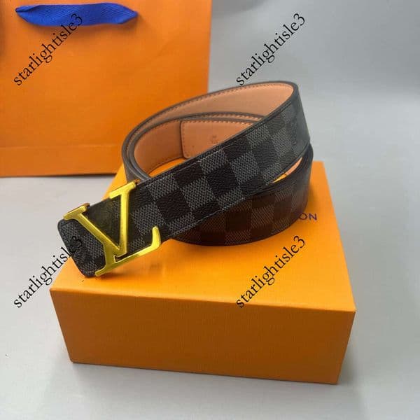 louise belt Classic design pattern leather belts, equipped with metal letter-style clasp. Luxurious and fashionable, suitable for various occasions. 0b3