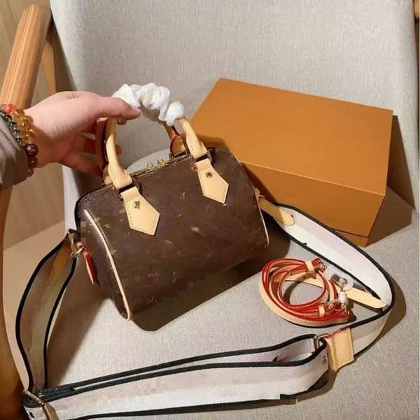 New designer pillow bag mini small bag shoulder crossbody bag handbag fashionable women's bag