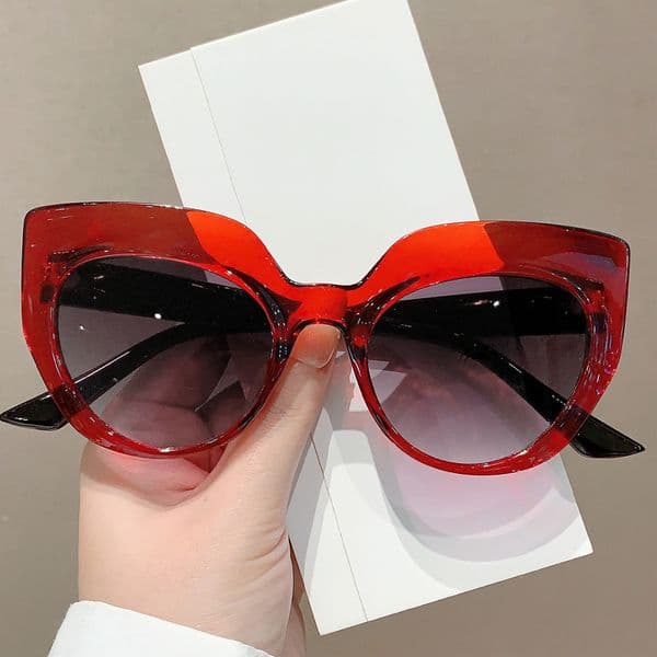High quality New Cat Eye Trendy European and American Anti-Blue Light Flat Glasses Colorful Frames, Fashionable Women's Sunglasses with Rivet Detail