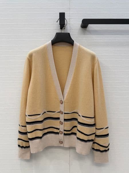 Milan Runway Sweaters 2026 New Autumn V Neck Long Sleeve Fashion Designer Sweaters Brand Same Style Tops 0614-6