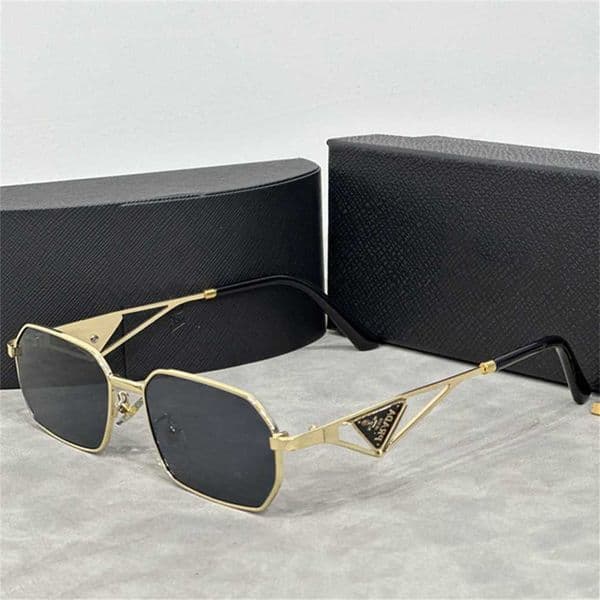 Womens Designer Classic Side Letter Metal Triangle Simple Mens Versatile Sunglasses Casual Glasses Goggles Outdoor Beach Sales Luxury eyewear Store