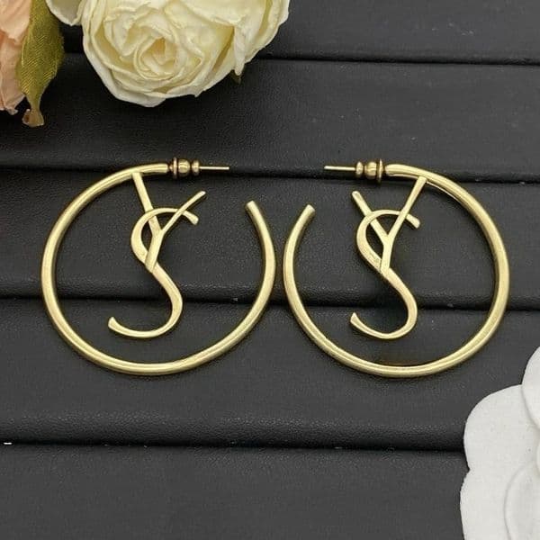 Jewelry Earrings Luxurious Letter-shaped Stud Earrings Fashionable Jewelry Earrings for Ladies