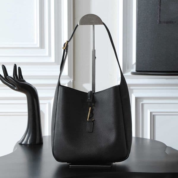 Luxury Designer Women Shoulder Crossbody Bags Leather Ladies Large Capacity Tote Bag Fashion Hobo Underarm Bag Commuter Elegant Bucket Bag 260615