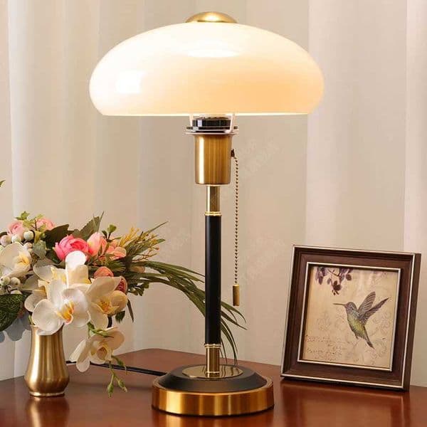 American and European style simple modern dimmable stylish decorative table lamp for living room study cozy and romantic bedroom bedside table lamp Z260617