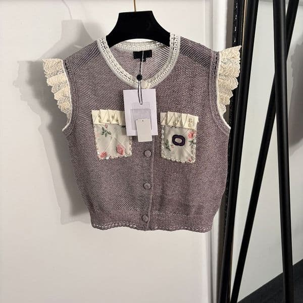 Designer Women Cropped Tank Tops Color Blocked Hollow Knitted Vests Summer Vacation Street Style Sleeveless Knits Waistcoat