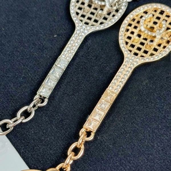 Luxurious Jewelry Keychain Diamond-studded Badminton Keychain Keychain with Couple's Bag Pendant for Both Men and Women