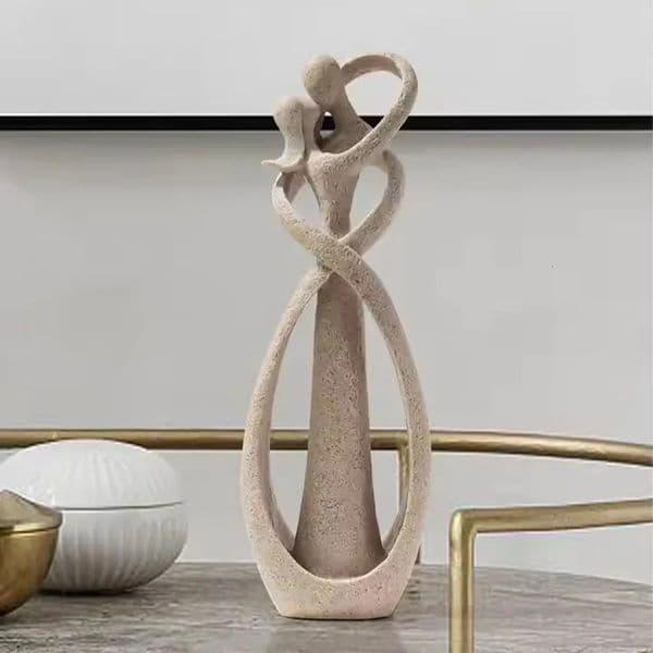 Nordic Style Creative Home Decor Embracing Couple Sculpture for Office Bookshelf Living Room Bedroom Tabletop Decoration 260617