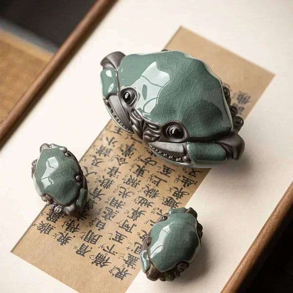 2024 NEW Ge Kiln Cracked Glaze Crab Play Handmade Kongfu Decoration Chinese Table Ceremony Accessories Tea Pet 26L0618
