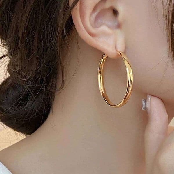 Elegant Retro Thick Round Circle for Women Simple Metal Big Hoop Earrings Wedding Engagement Aesthetic Jewelry
