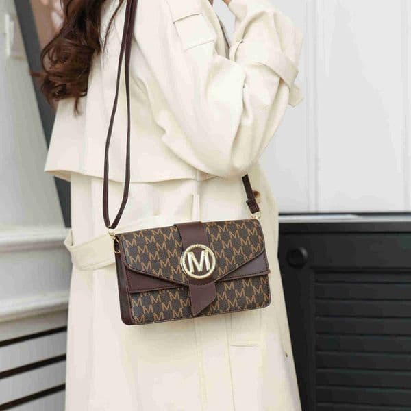 simple Womens retro shoulder bag small square bag with printed lettering stylish crossbody bagR260625
