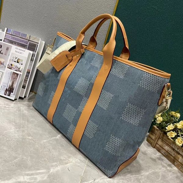 2024 new Crescent pouch new satchel Latest Shoulder Bag Original Luxury Designers monog Handbags Fashions Check Jeans shopping bag, travel bag