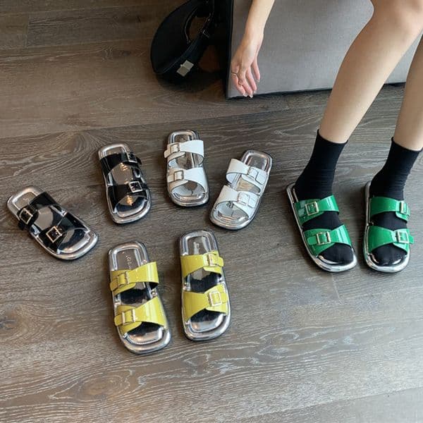 Double Buckle Band Flipflops Ladies Shiny Silver Slippers Casual Slides Outdoor Femme Flat Heel Sandals Woman Cut-Out Clog Shoes
