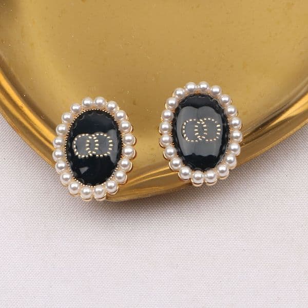 Studs Designer Letter Crystal Earring Fashion Womens Elegance Wedding Party Jewelry Accessories High Quality Copper Earrings