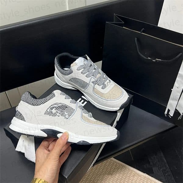 2025 Designer Luxury Womens shoes Casual Outdoor Sneakers Vintage Suede Leather Womens and Men Trainers Fashion derma Casual Shoes tT7