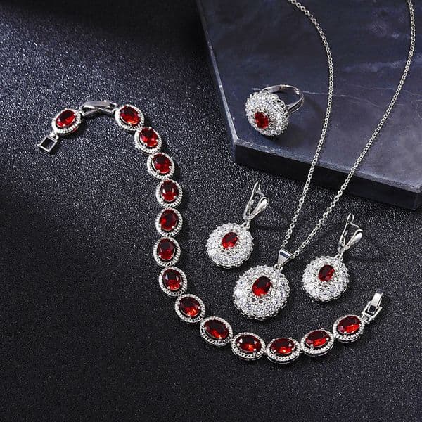 Womens Earrings Bracelet Temperament Evening Dress High Quality Angelic Necklace Set Gift 240524