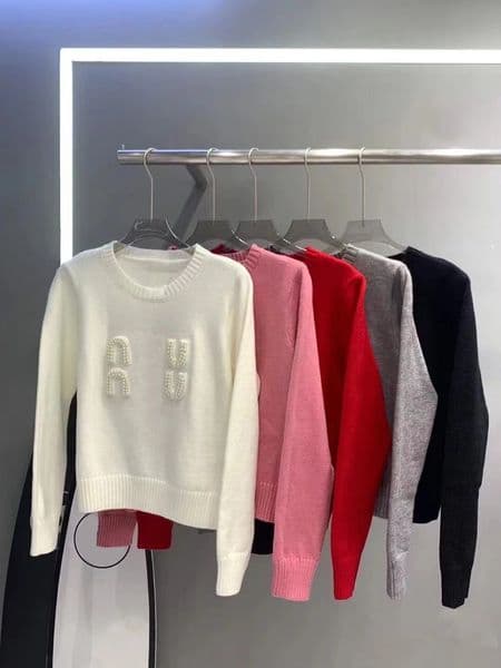 womens sweater autumn long-sleeved knit top high-end knitwear slim pullover coat women designer Sweater woman white thin Knit sweaters Suitable for petite girls