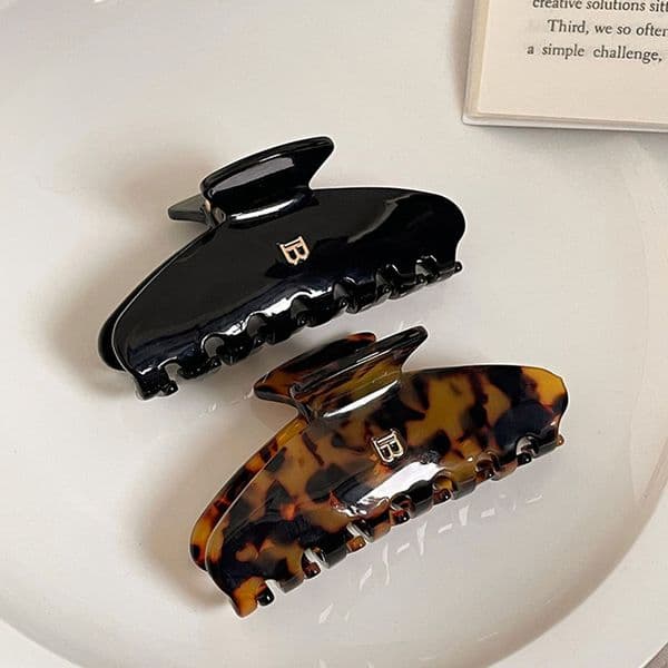 Letter Hair claws Shark Clip High Ponytail Hair Clip Headwear Women Fashion Barrettes Hair Accessories