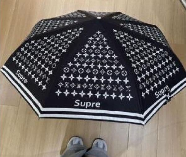 designer fashion Umbrellas Simple Star Hipster Automatic Folding Designer Top Quality Outdoor Travel Multifunction Sun L letter