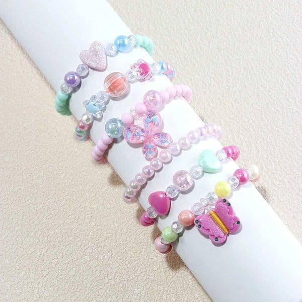 6 Girl Cute Butterfly Pendant Multi colored Beaded Bracelet Set Suitable for Holiday Parties Birthday Gifts Random Colors W240913
