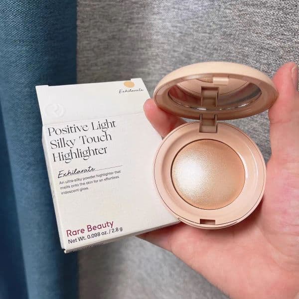 Luxury Maquillaje Makeup Highlighter Rare Beauty Powder Highlighters Enlighten 2.8G Positive maquillaje Light Silky Touch Maquillaje Glow Bronzers Highlighter