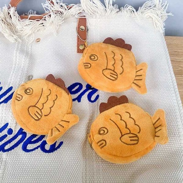 Cartoon Doll Keychains Women Cute Plush Keyring For Girls Gifts Creative Taiyaki Design Car Keychains WholesaleX240919