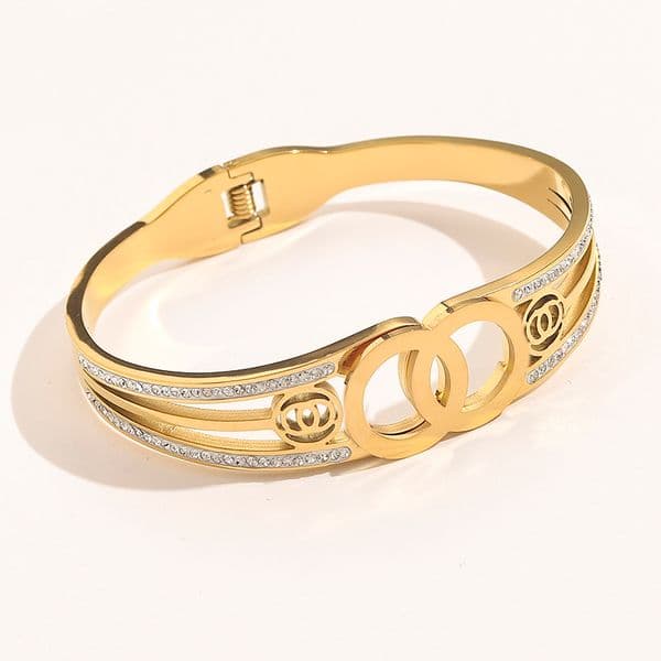 18K Gold Plated Designer Luxury Gifts High Quality Love Gift Jewelry for Women Waistband Stainless Steel Non Fade Letter Bracelet Bangle Wholesale