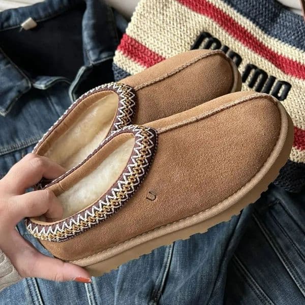 2024 Boots Australia Slippers Tasman Tazz Platform Winter Booties Snow Boot Ankle Short Mini Fur Comfort Unisex Women Mini Boot