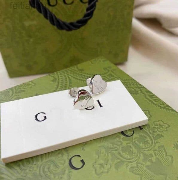 Designer 925 Silver Plated Ear Stud Earring Popular Stainless Steel Classic Love Heart Charm Earrings Aretes Orecchini for Women Lovers Gifts Jewelry Acce