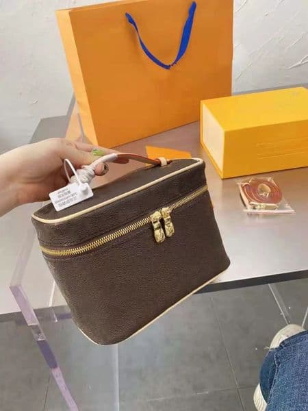 toiletry cosmetic bags designer makeup bag Nice make up Travel Cases women Lady shoulderbags Girls pouch wash vanity tote handbags Purses Mini Wallets 10A
