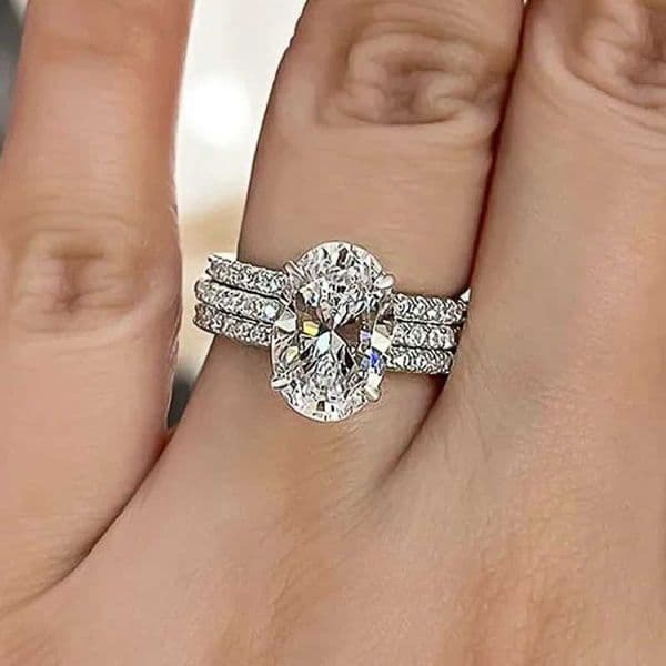 Huitan Elegant Oval Cubic Zirconia Set Rings for Women Luxury Silver Color Wedding Band Accessories Engagement Party New JewelryX240926