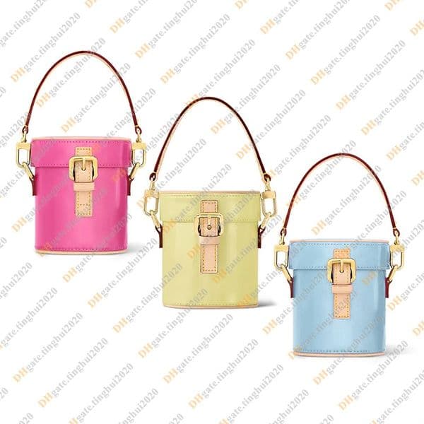 Ladies Fashion Casual Designe Luxury Patent Leather Astor Bucket Bag Totes Handbag Crossbody Shoulder Bags TOP Mirror Quality M24102 M24099 Pouch Purse